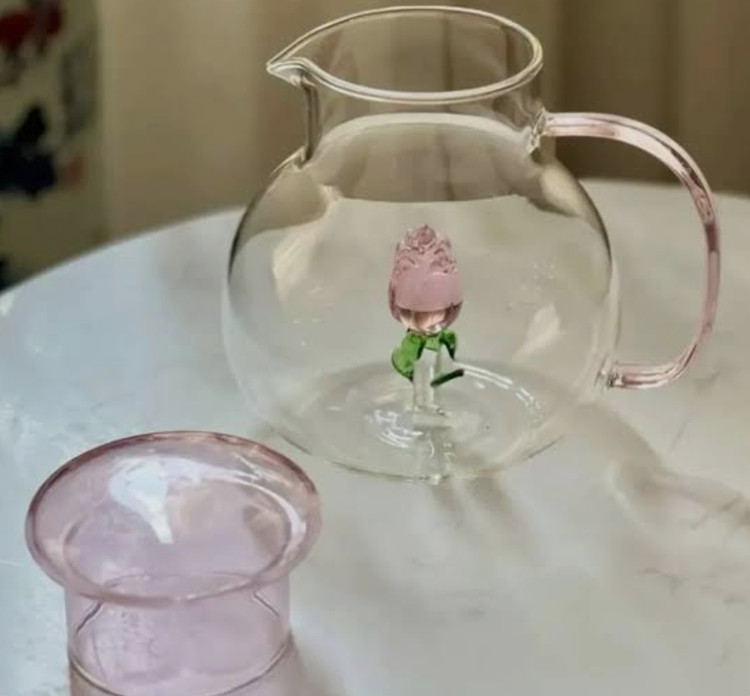 پارچ جنس شیشه پینترستی